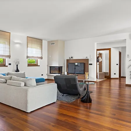 De Flora By Interhome Villa