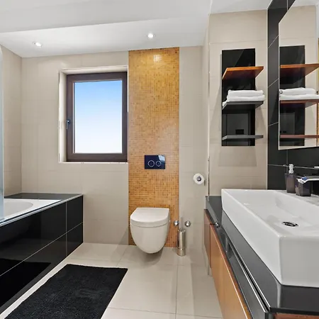 De Flora By Interhome Galižana