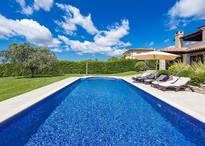 De Flora By Interhome * Galižana