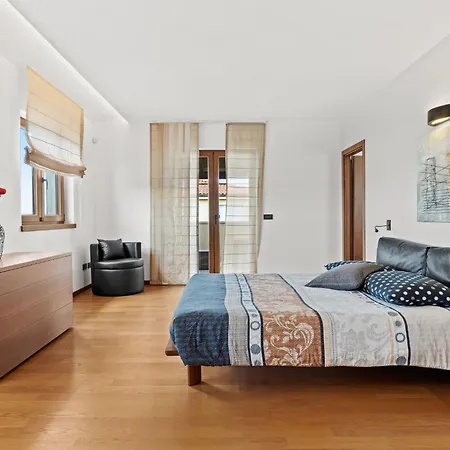 De Flora By Interhome Villa