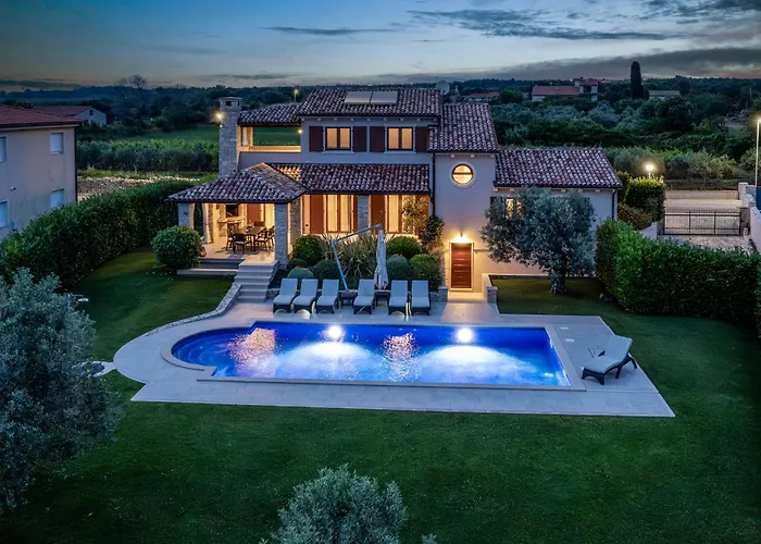 De Flora By Interhome Galižana