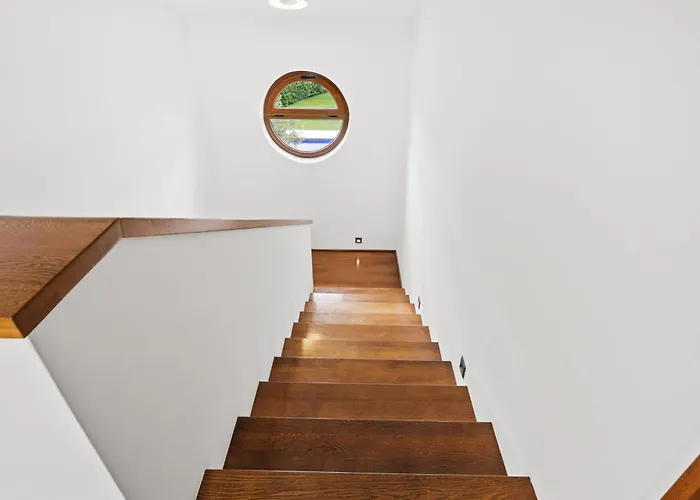 빌라 De Flora By Interhome Galižana