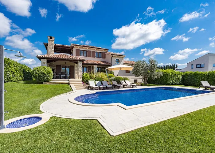 De Flora By Interhome Galižana